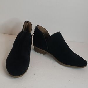 Kenneth Cole Reaction Black Suede Zipper Heel Booties Size 10 New